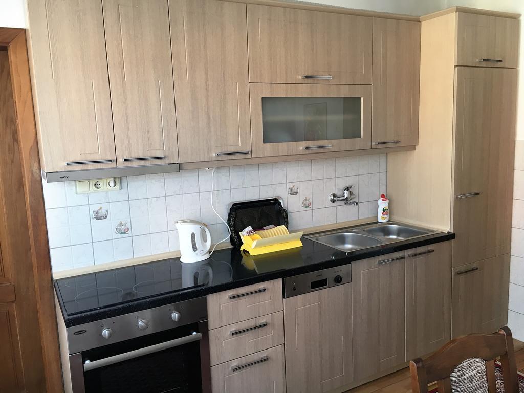 Center Apartment Pristina Buitenkant foto