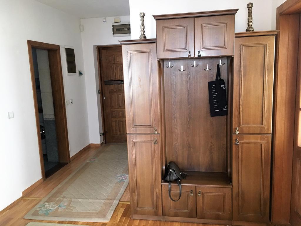 Center Apartment Pristina Buitenkant foto